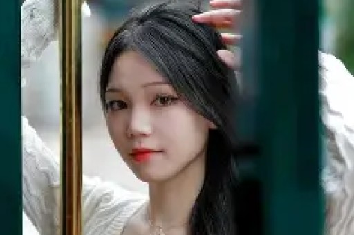 又来8个瓜：多人运动、婚内出轨、吃窝边草、剧组夫妻太混乱了